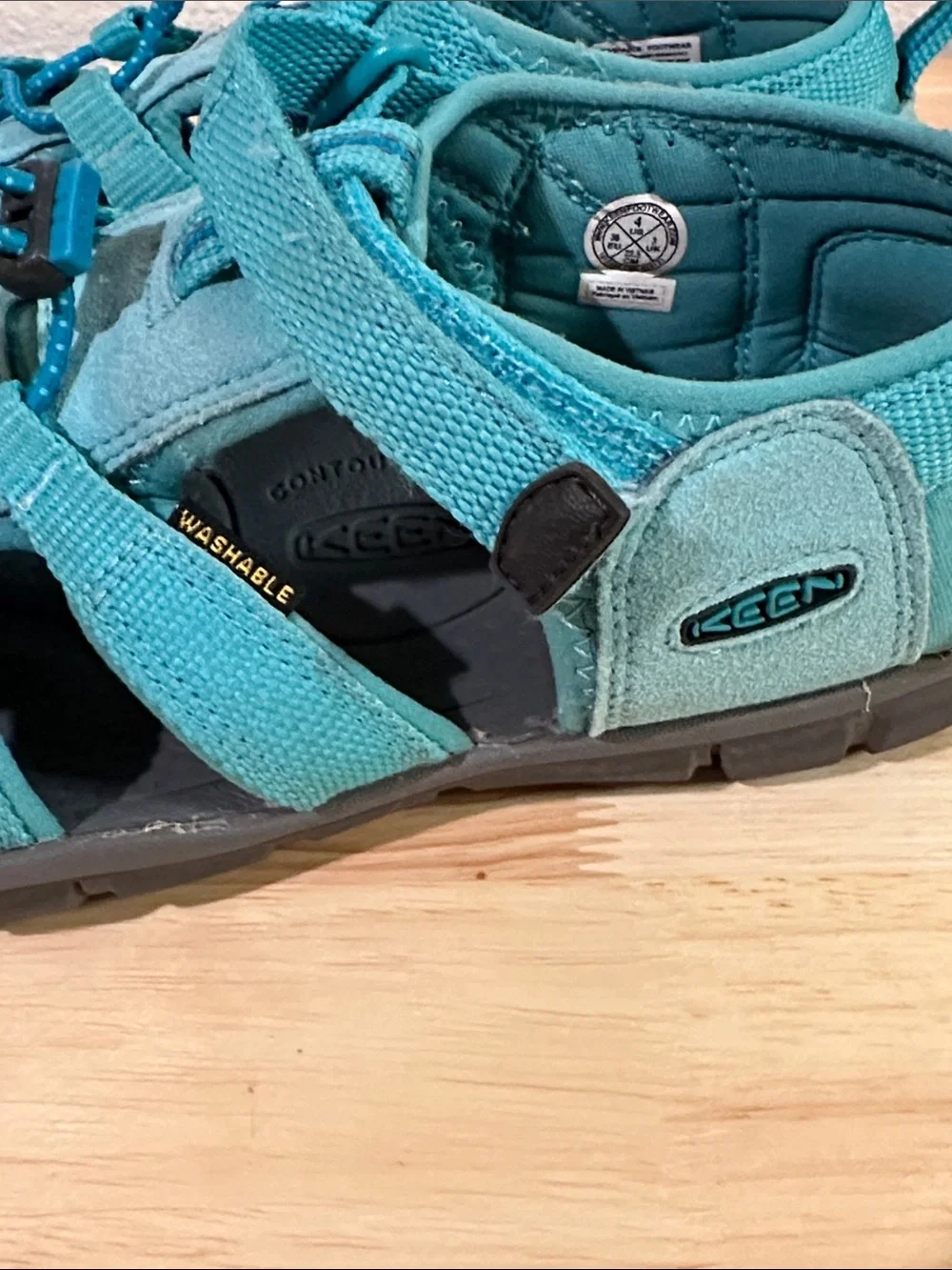Keen Seacamp II CNX Teal Blue Washable Sport Sandals Big Kids Size 4